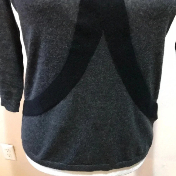 Banana Republic Gray & Black Cotton/Rayon Blend Bow Front Sweater 3/4 Sleeves-XS - Picture 4 of 9